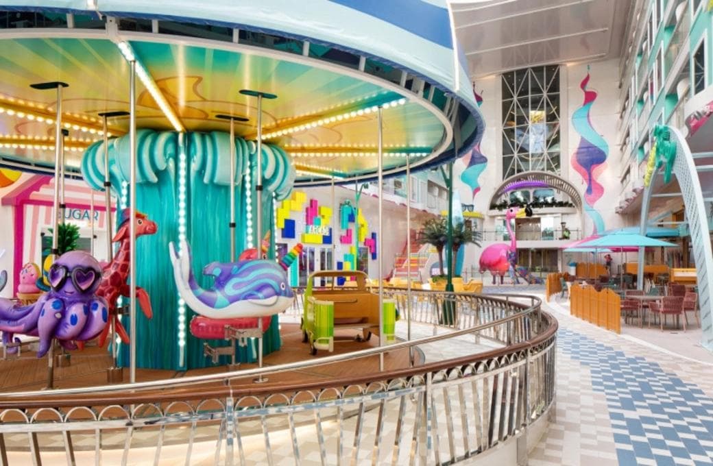 Лайнер Legend of the Seas New Ship 2026, компании Royal Caribbean International. Фото 1