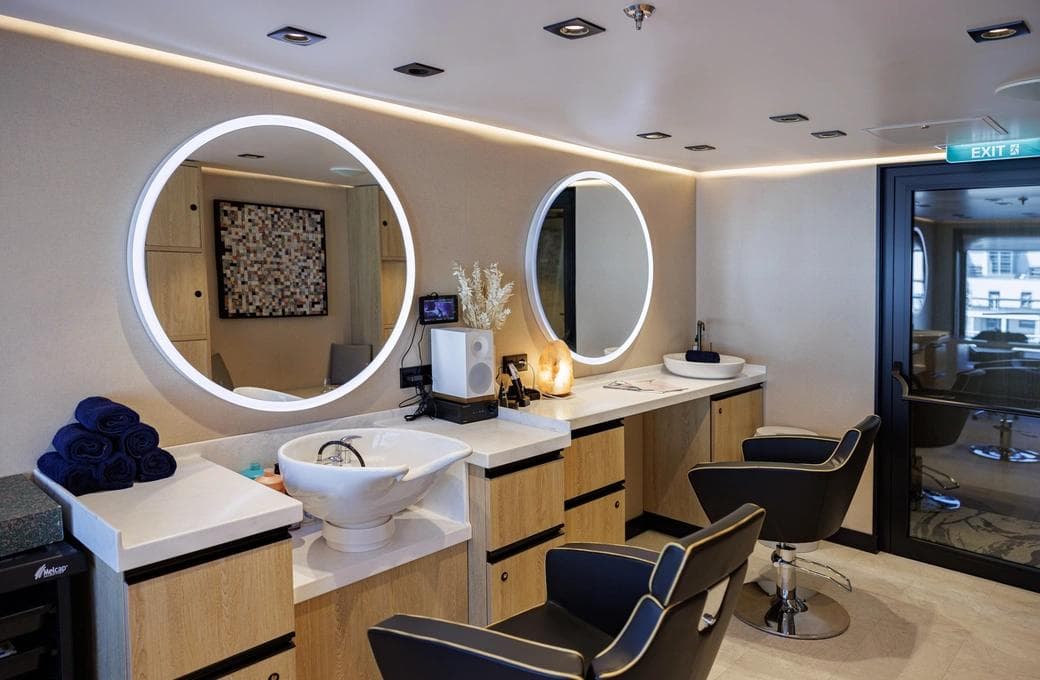 Лайнер SH Diana, компании Swan Hellenic. Фото 1