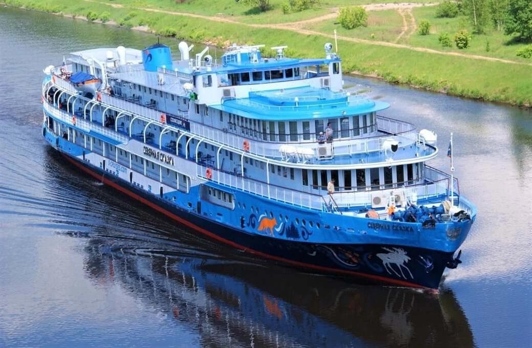 Лайнер Северная сказка, компании Созвездие. Фото 1