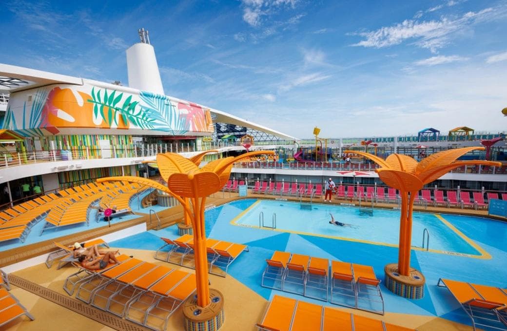 Лайнер Utopia Of The Seas New Ship 2024, компании Royal Caribbean International. Фото 1