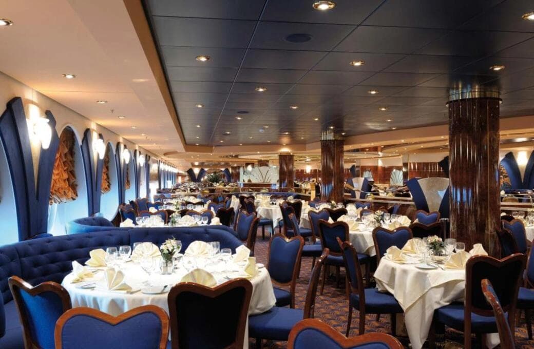 Лайнер MSC Poesia, компании MSC Crociere. Фото 1