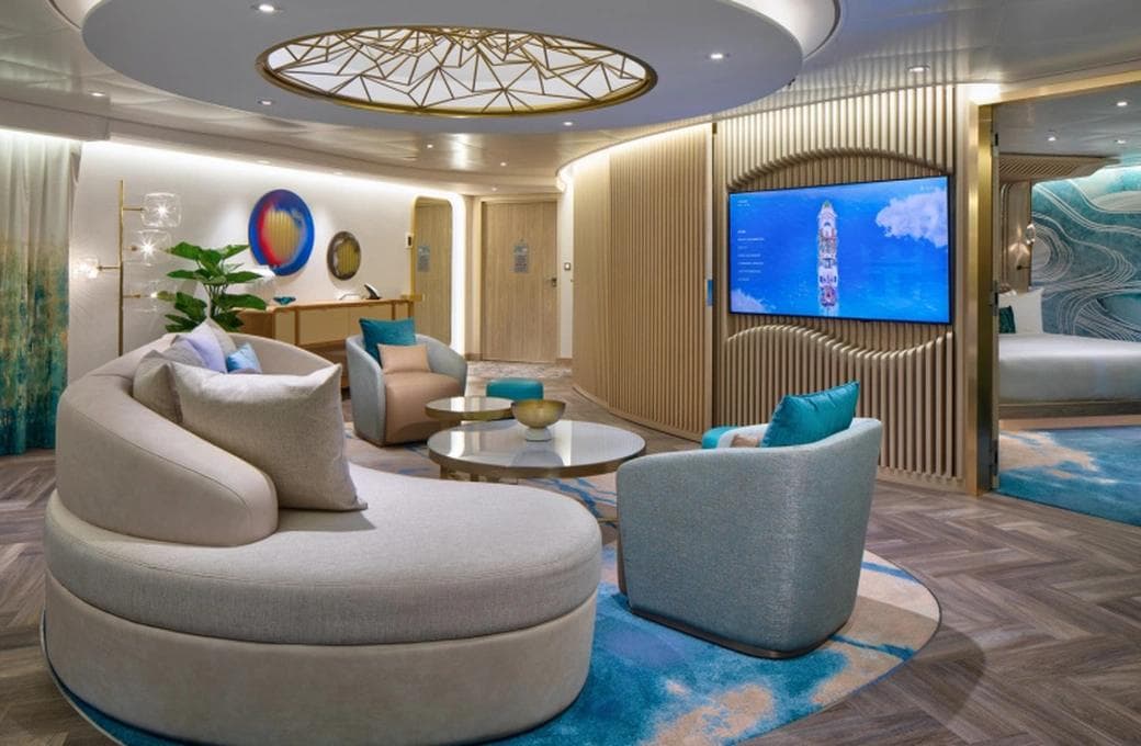 Лайнер Utopia Of The Seas New Ship 2024, компании Royal Caribbean International. Фото 1