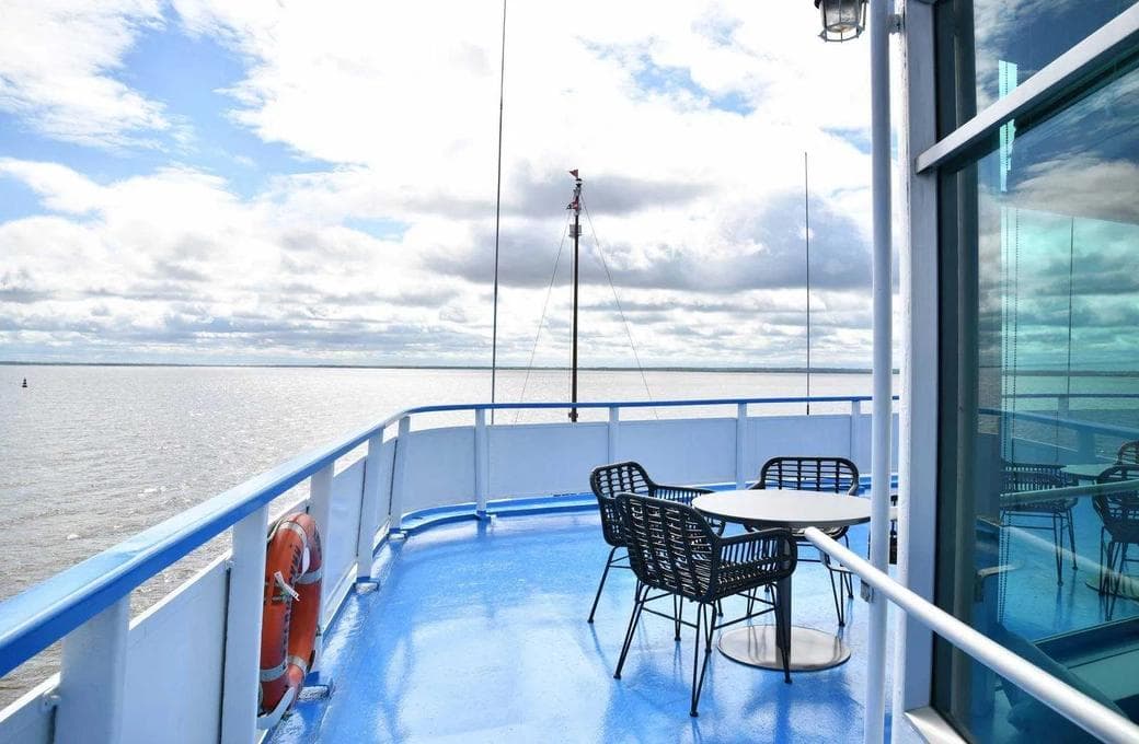 Лайнер Игорь Стравинский, компании Донинтурфлот. Фото 1