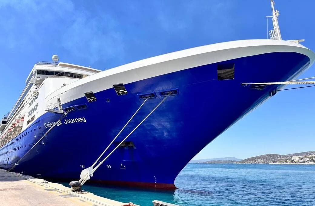 Лайнер Celestyal Journey, компании Celestyal Cruises. Фото 1