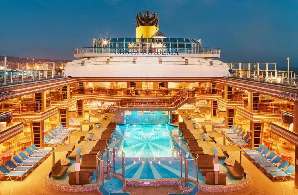 Лайнер Costa Diadema, компании Costa Cruises. Фото 1