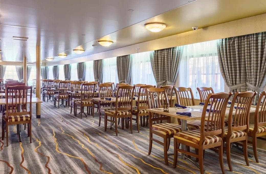 Лайнер Зосима Шашков, компании ВодоходЪ. Фото 1