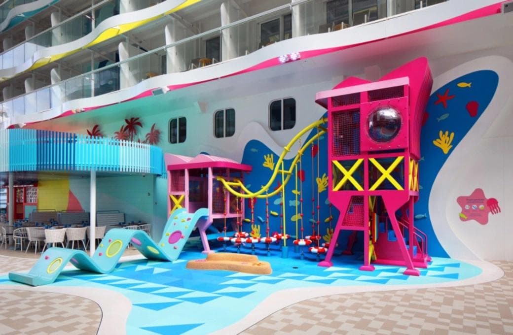 Лайнер Legend of the Seas New Ship 2026, компании Royal Caribbean International. Фото 1