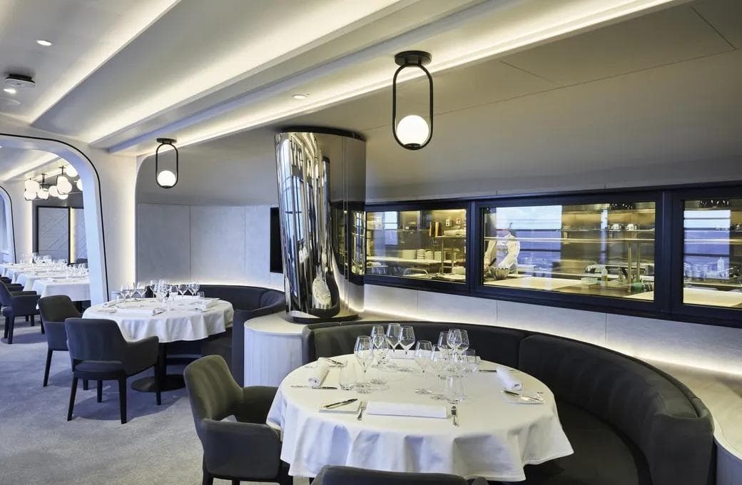 Лайнер Explora I, компании Explora Journeys. Фото 1