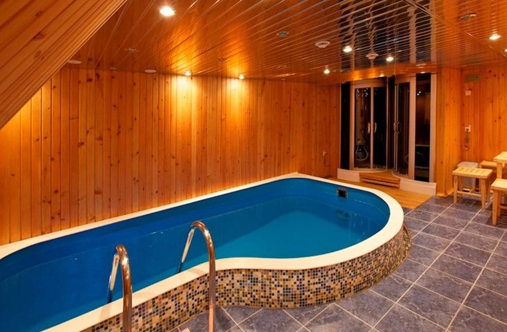 Лайнер Империя, компании Созвездие. Фото 1