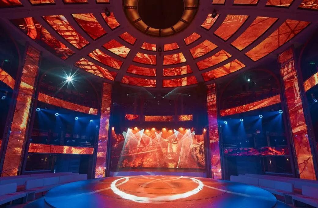 Лайнер Costa Toscana, компании Costa Cruises. Фото 1