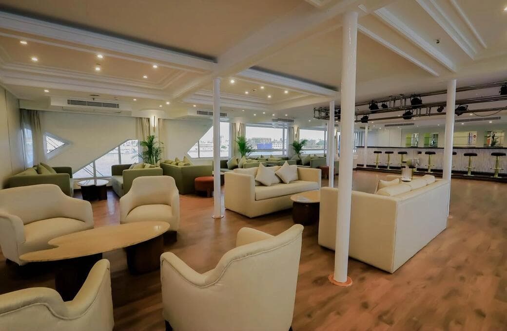 Лайнер Nile Palace, компании Nile River Cruises. Фото 1