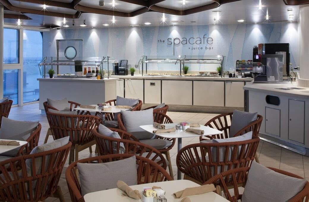 Лайнер Celebrity Edge, компании Celebrity Cruises. Фото 1