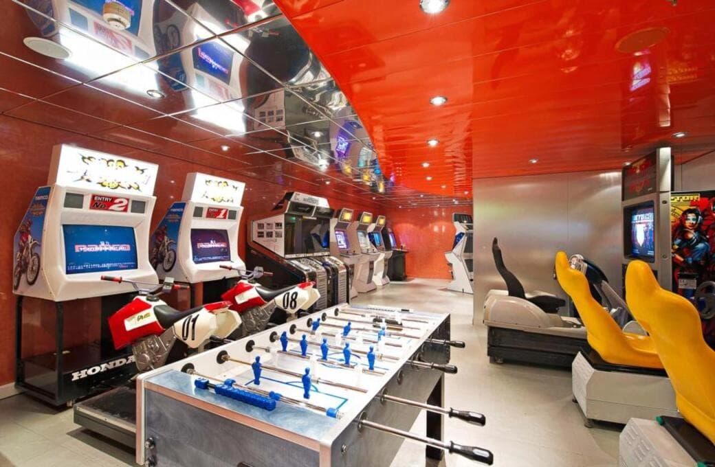 Лайнер MSC Musica, компании MSC Crociere. Фото 1