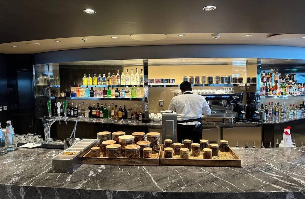 Лайнер MSC Euribia, компании MSC Crociere. Фото 1