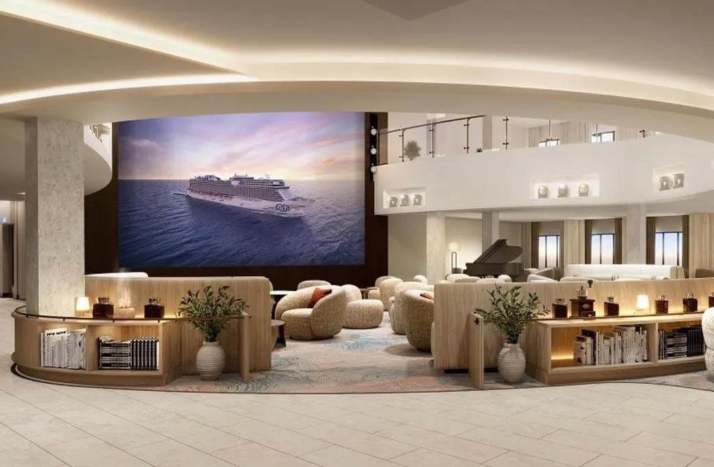 Лайнер Aroya, компании Aroya Cruises. Фото 1