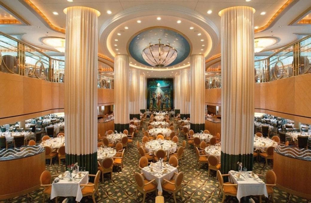 Лайнер Jewel Of The Seas, компании Royal Caribbean International. Фото 1