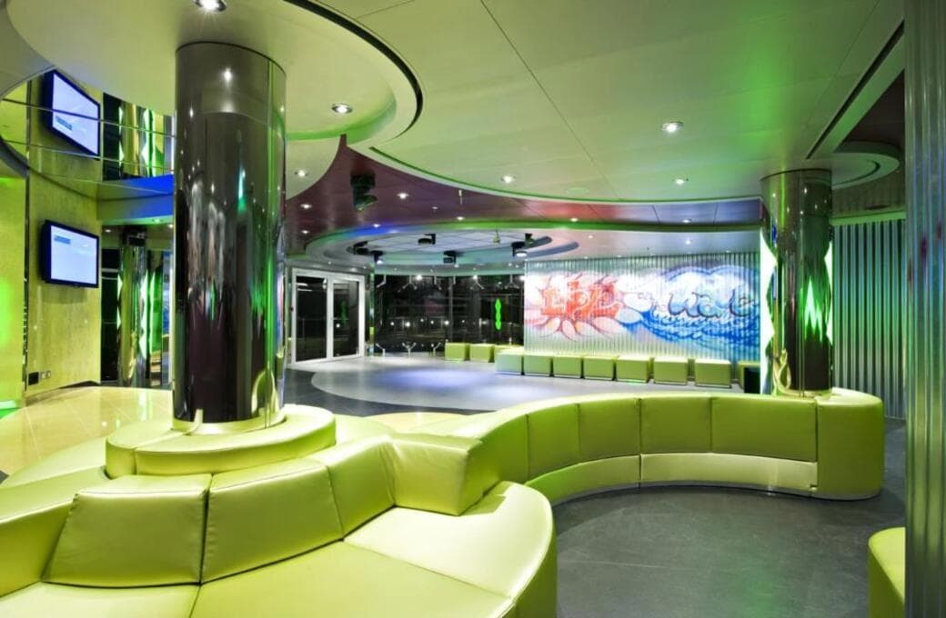 Лайнер MSC Splendida, компании MSC Crociere. Фото 1