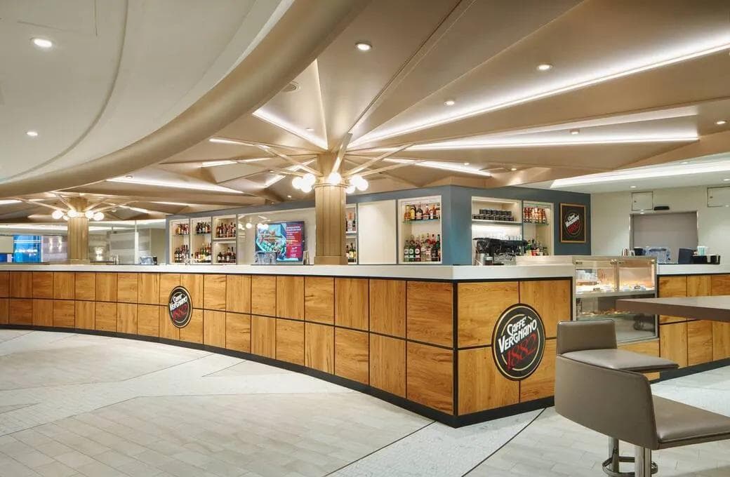 Лайнер Costa Toscana, компании Costa Cruises. Фото 1