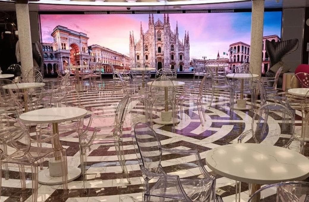 Лайнер Costa Smeralda, компании Costa Cruises. Фото 1