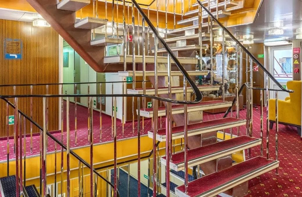 Лайнер Виссарион Белинский, компании ВодоходЪ. Фото 1