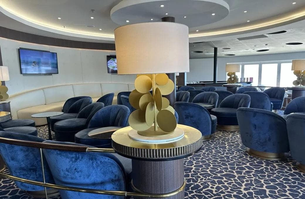 Лайнер Celestyal Discovery, компании Celestyal Cruises. Фото 1