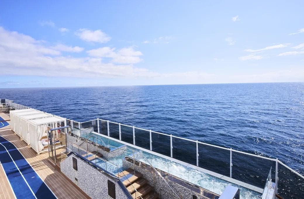 Лайнер Explora I, компании Explora Journeys. Фото 1