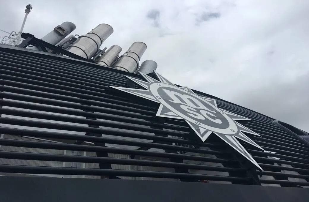 Лайнер MSC Seaview, компании MSC Crociere. Фото 1