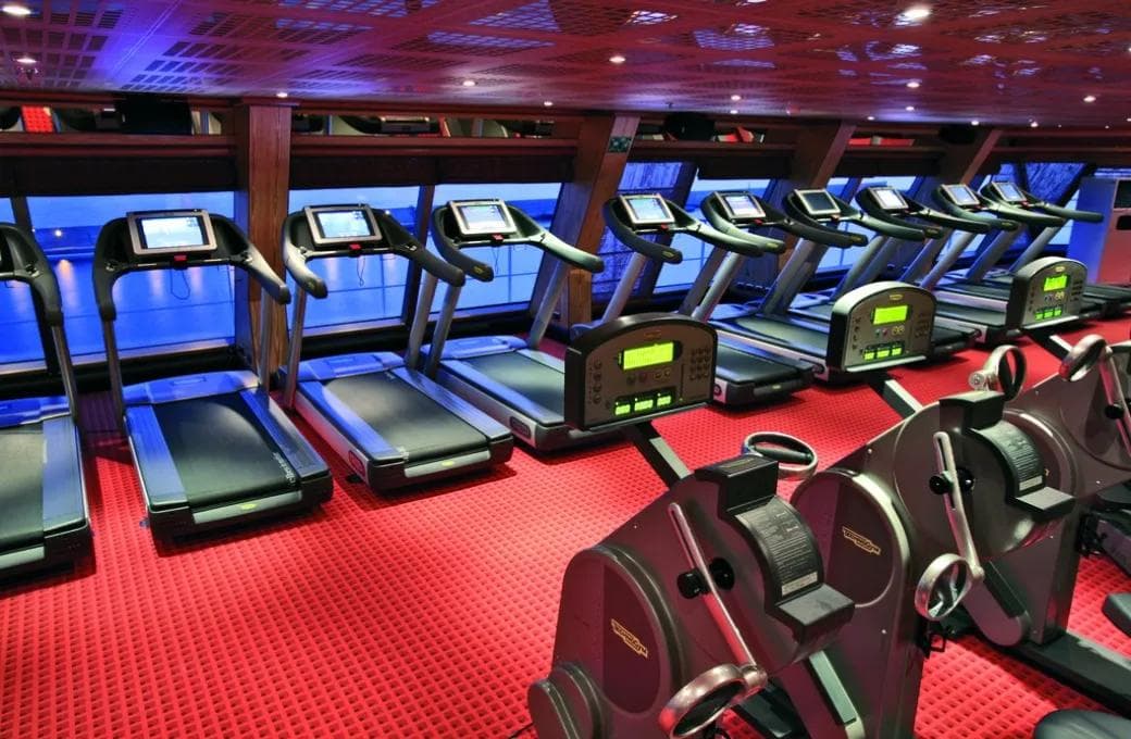 Лайнер Costa Serena, компании Costa Cruises. Фото 1