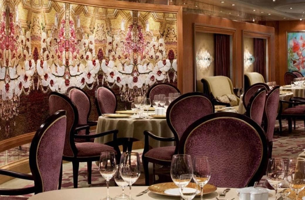 Лайнер Oasis Of The Seas, компании Royal Caribbean International. Фото 1