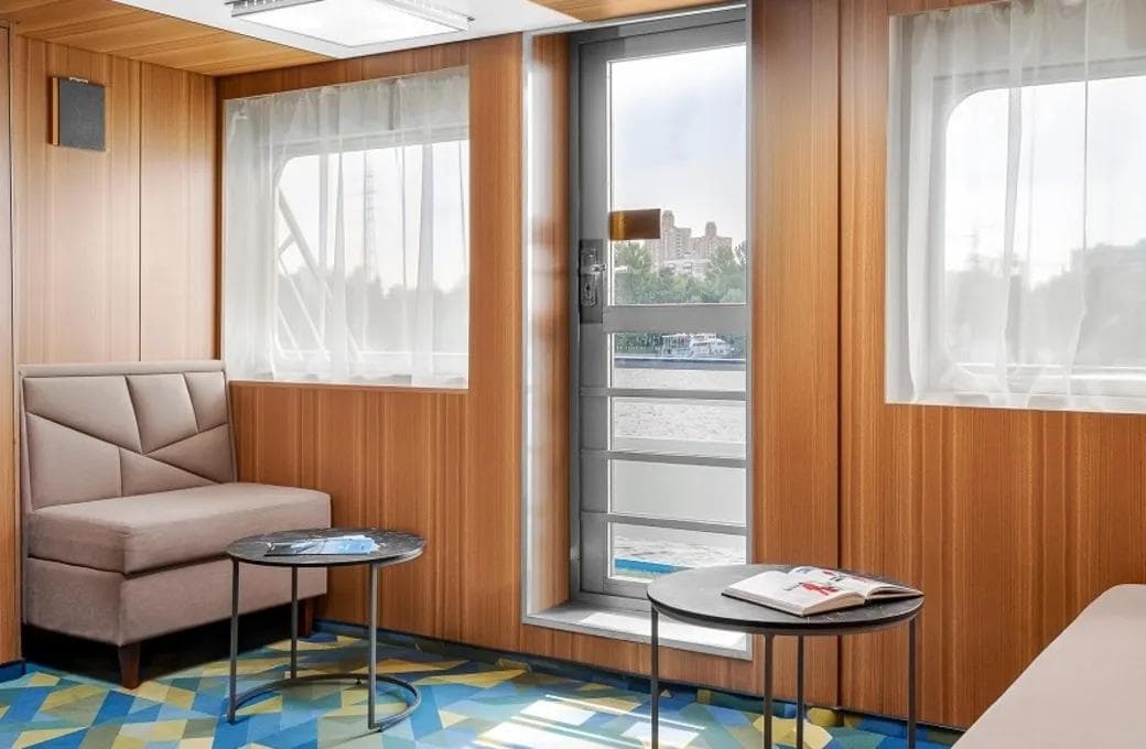 Лайнер Лунная соната, компании Созвездие. Фото 1