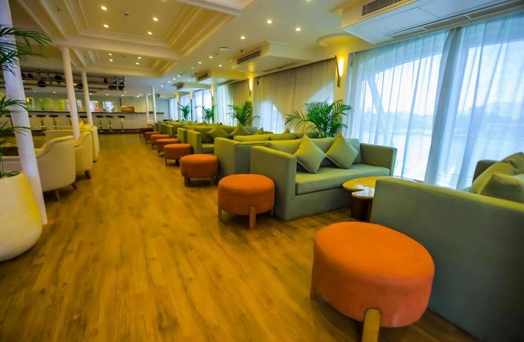 Лайнер Nile Palace, компании Nile River Cruises. Фото 1