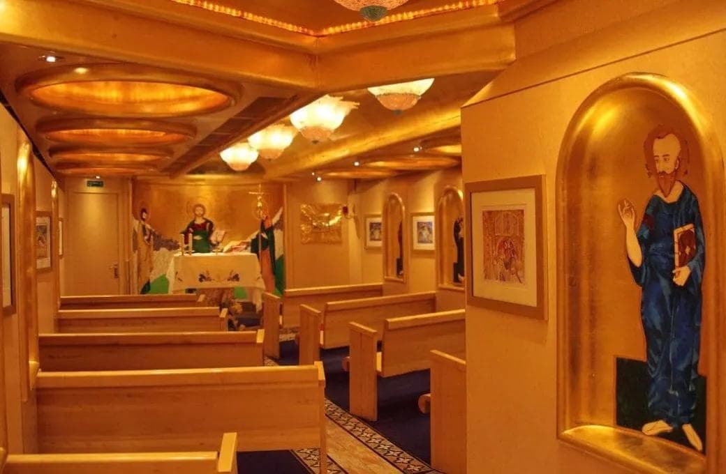 Лайнер Costa Serena, компании Costa Cruises. Фото 1