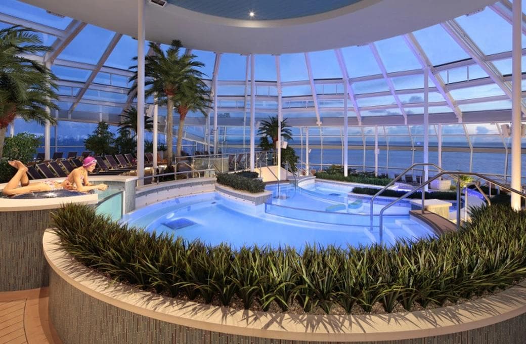 Лайнер Odyssey Of The Seas, компании Royal Caribbean International. Фото 1