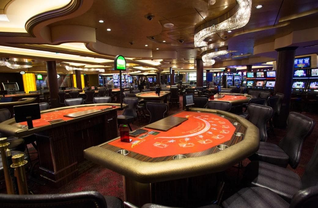 Лайнер Quantum Of The Seas, компании Royal Caribbean International. Фото 1