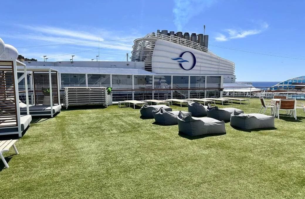 Лайнер Celestyal Journey, компании Celestyal Cruises. Фото 1