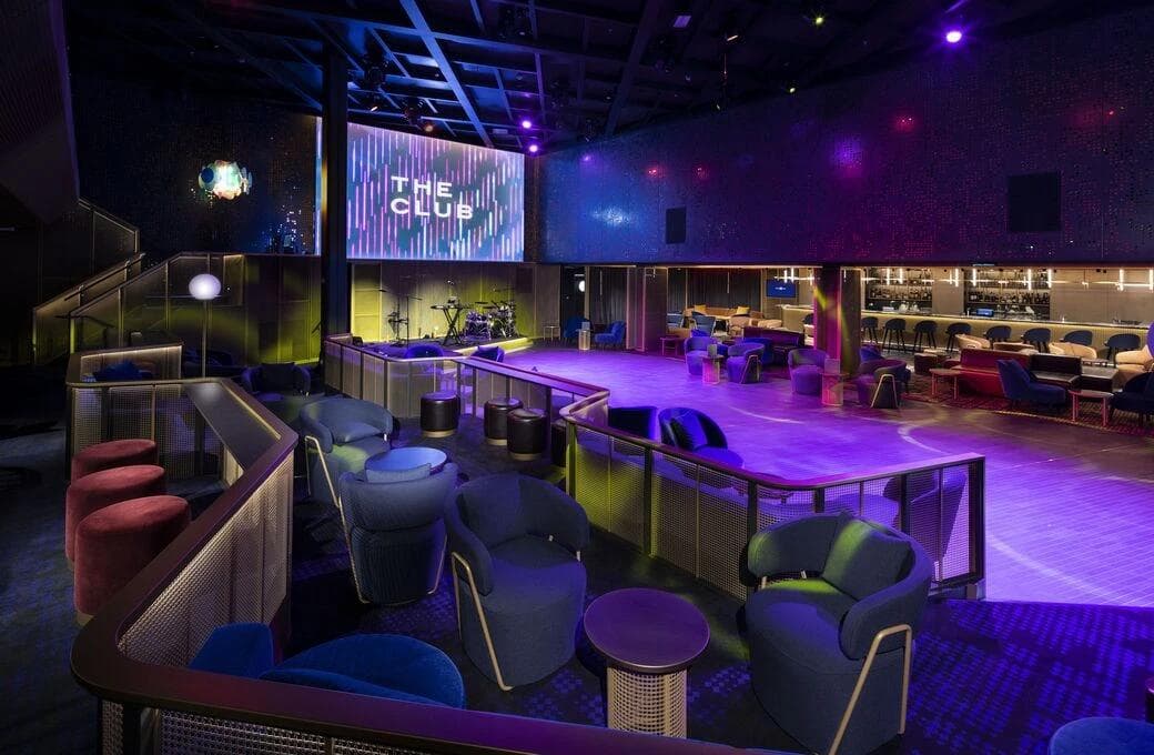 Лайнер Celebrity Edge, компании Celebrity Cruises. Фото 1