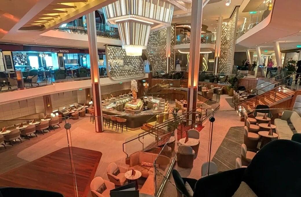 Лайнер Celebrity Xcel New Ship 2025, компании Celebrity Cruises. Фото 1