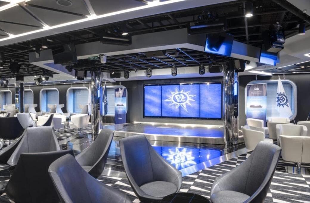 Лайнер MSC Meraviglia, компании MSC Crociere. Фото 1