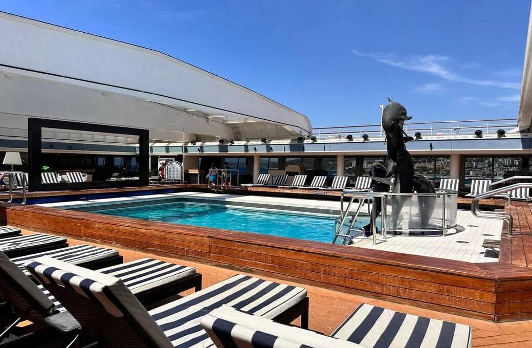 Лайнер Celestyal Journey, компании Celestyal Cruises. Фото 1