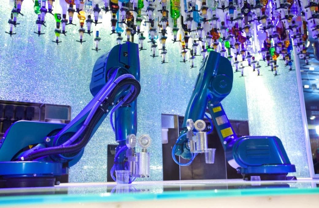 Лайнер Spectrum Of The Seas, компании Royal Caribbean International. Фото 1