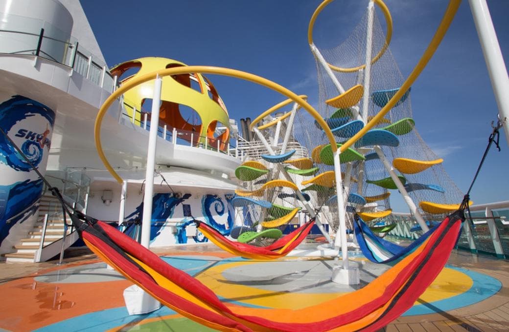 Лайнер Freedom Of The Seas, компании Royal Caribbean International. Фото 1