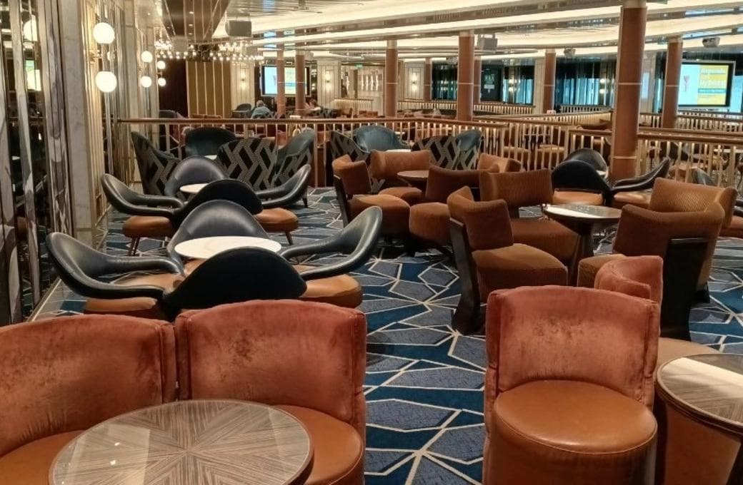 Лайнер Costa Smeralda, компании Costa Cruises. Фото 1