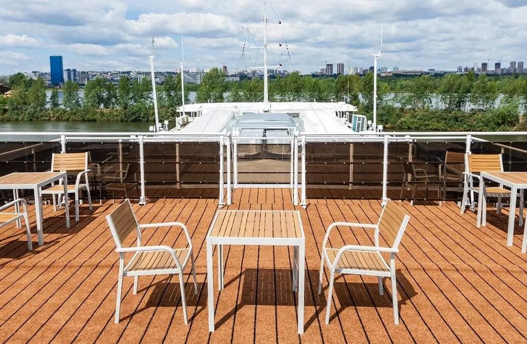 Лайнер Максим Горький, компании ВодоходЪ. Фото 1