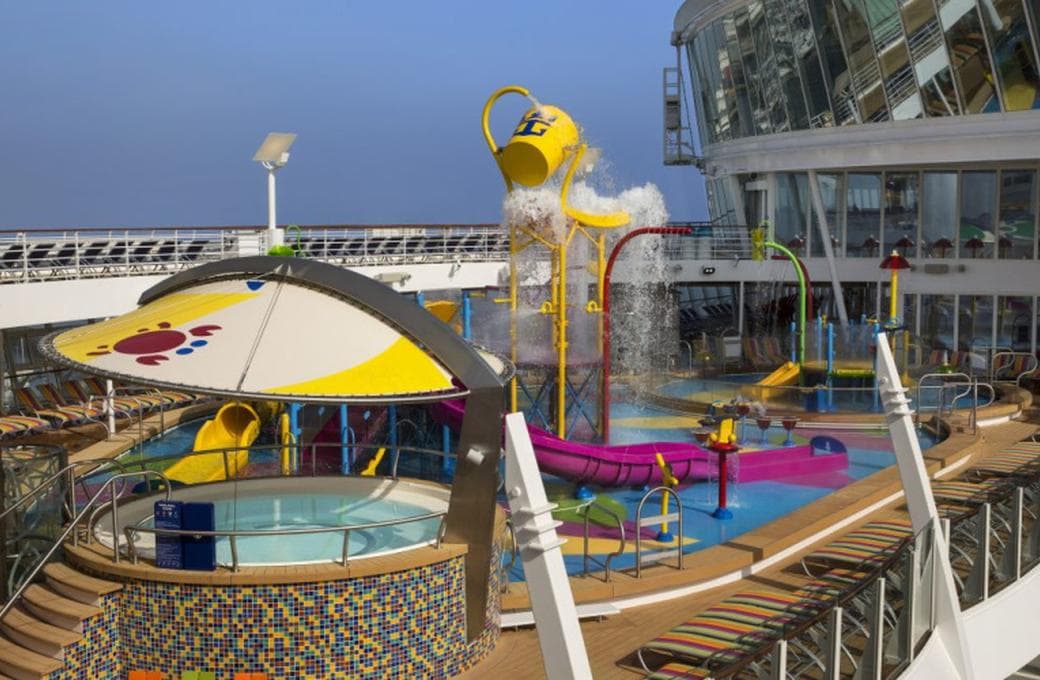 Лайнер Harmony Of The Seas, компании Royal Caribbean International. Фото 1