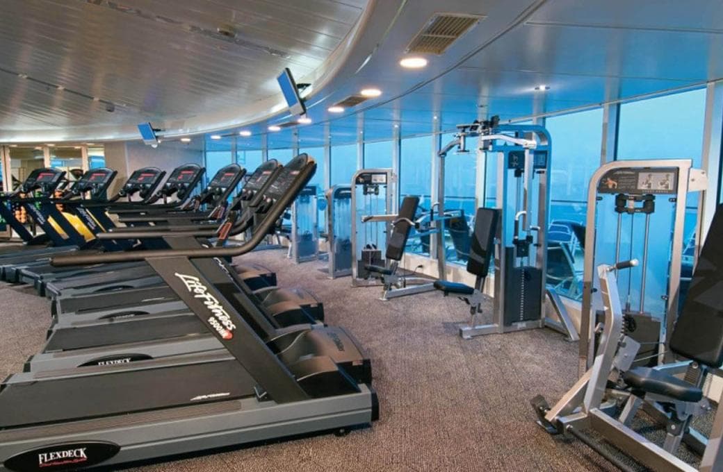 Лайнер Enchantment Of The Seas, компании Royal Caribbean International. Фото 1