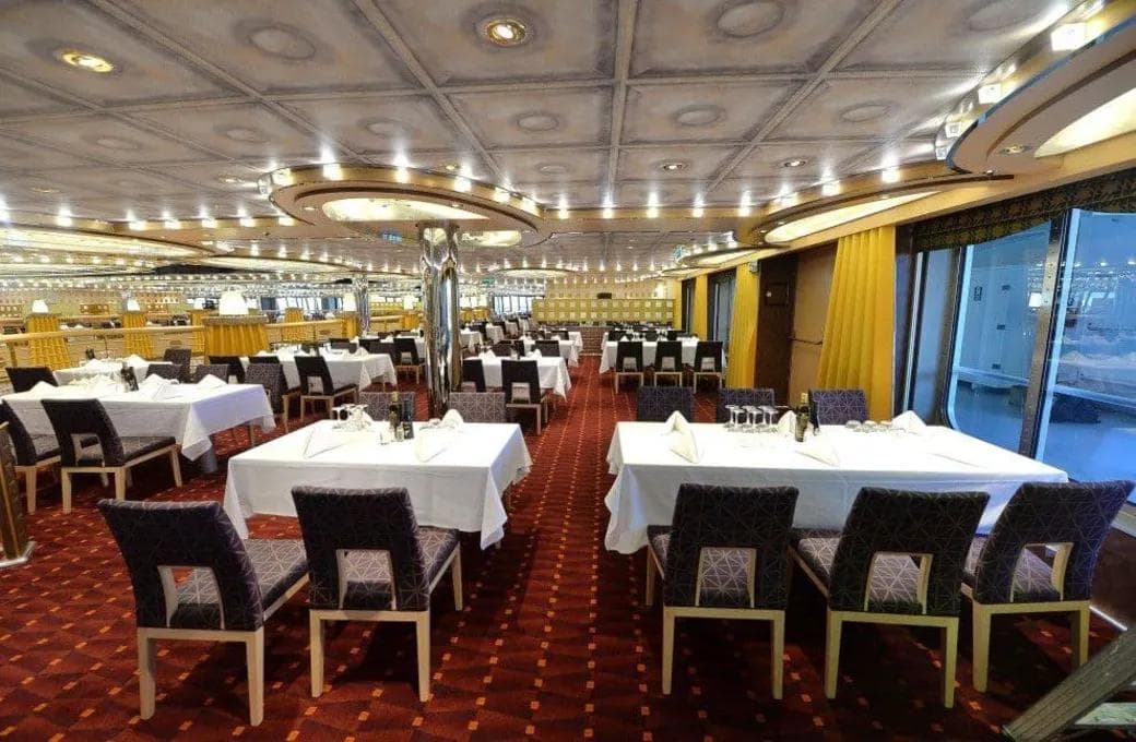 Лайнер Costa Diadema, компании Costa Cruises. Фото 1