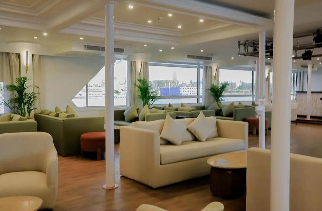 Лайнер Nile Palace, компании Nile River Cruises. Фото 1