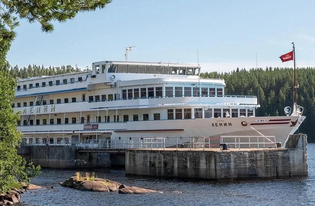 Лайнер Ленин, компании ВодоходЪ. Фото 1